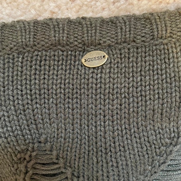 NWT Guess Los Angeles olive green knit sweater. ‘Travertine’ - Picture 3 of 5